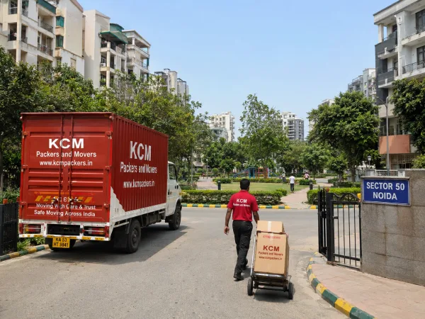 Packers and Movers in Sector 50 Noida established residential area